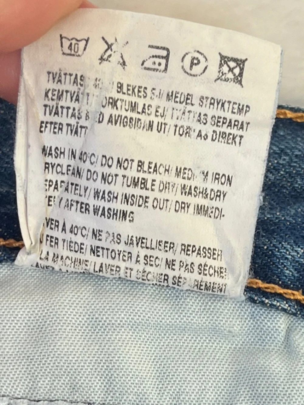 Acne Studios Distressed Kick Leg Denim Jeans Raw Hem Rocker Designer sz 31/32
